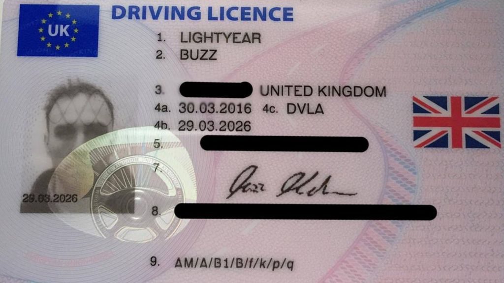 DVLA to Provide Digital Driving Licences by 2018