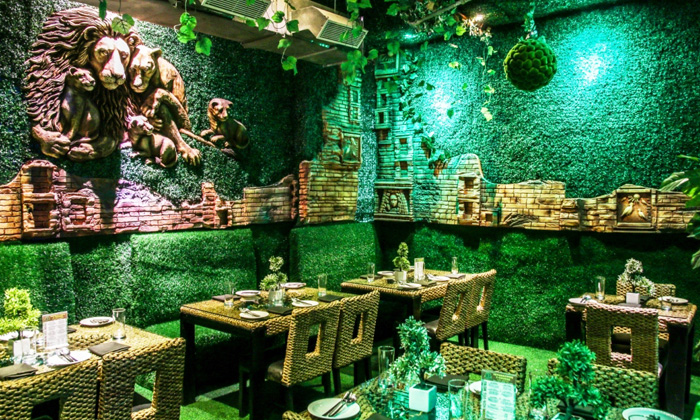 4 Branches Of Jungle Jamboree To Visit In Delhi For A Lavish 7-Course Meal