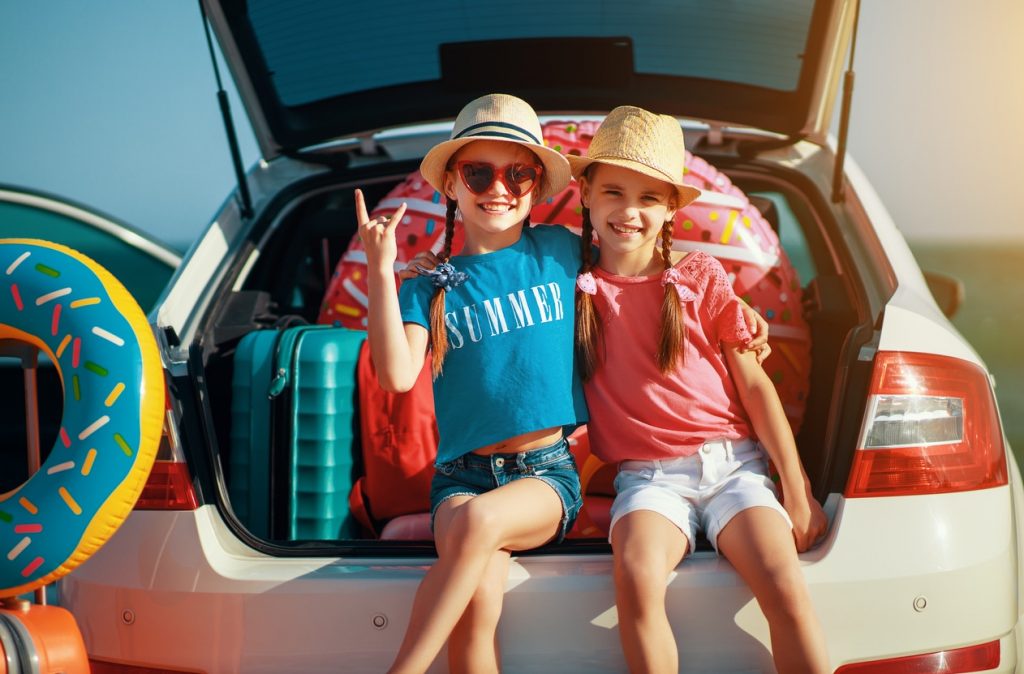 Moving Out With Kids Here's 4 Ways to Make The Drive Easier On Everyone