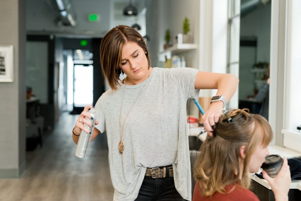 Tips to Consider When You Are Looking For A New Salon