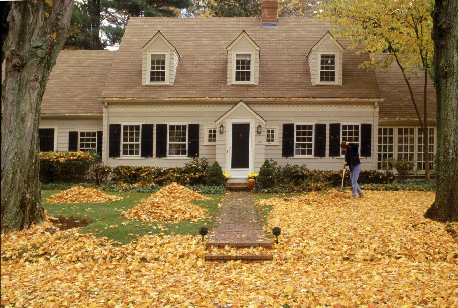 Home Projects You Should Complete Before Fall