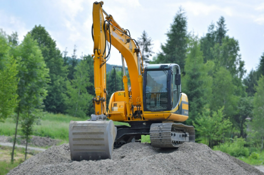 Tips For Protecting The Land Around Your Building Site During Construction